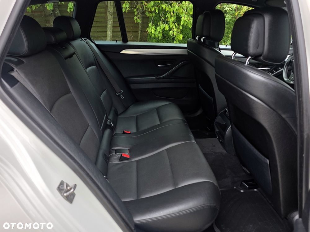 BMW Seria 5 520d - 26