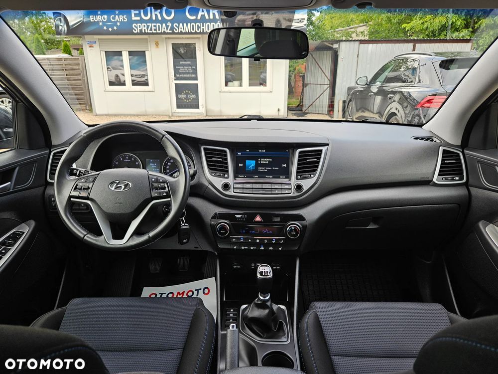 Hyundai Tucson 1.6 GDI BlueDrive Style 2WD - 27