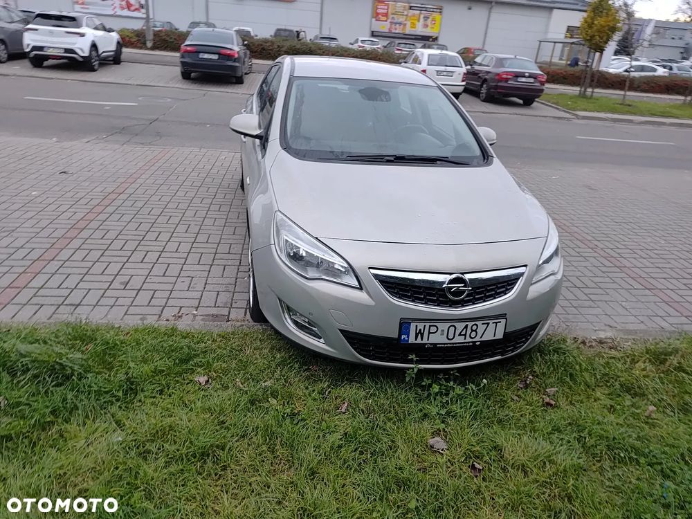 Opel Astra - 2