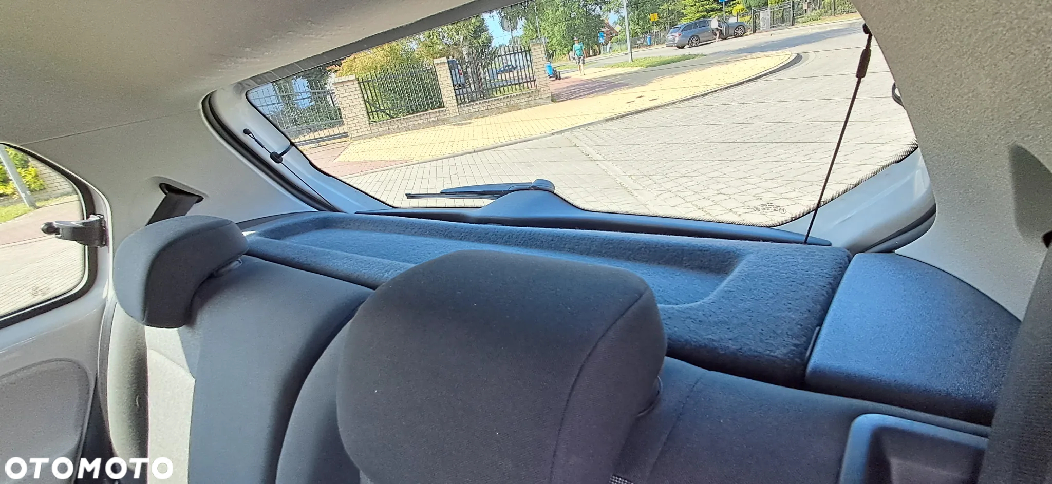 Volkswagen up! - 8