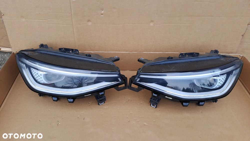 VW ID.4 PRAWA LEWA LAMPA FULL LED 11B941036N 11B941035N KOMPLET ŁADNE - 2