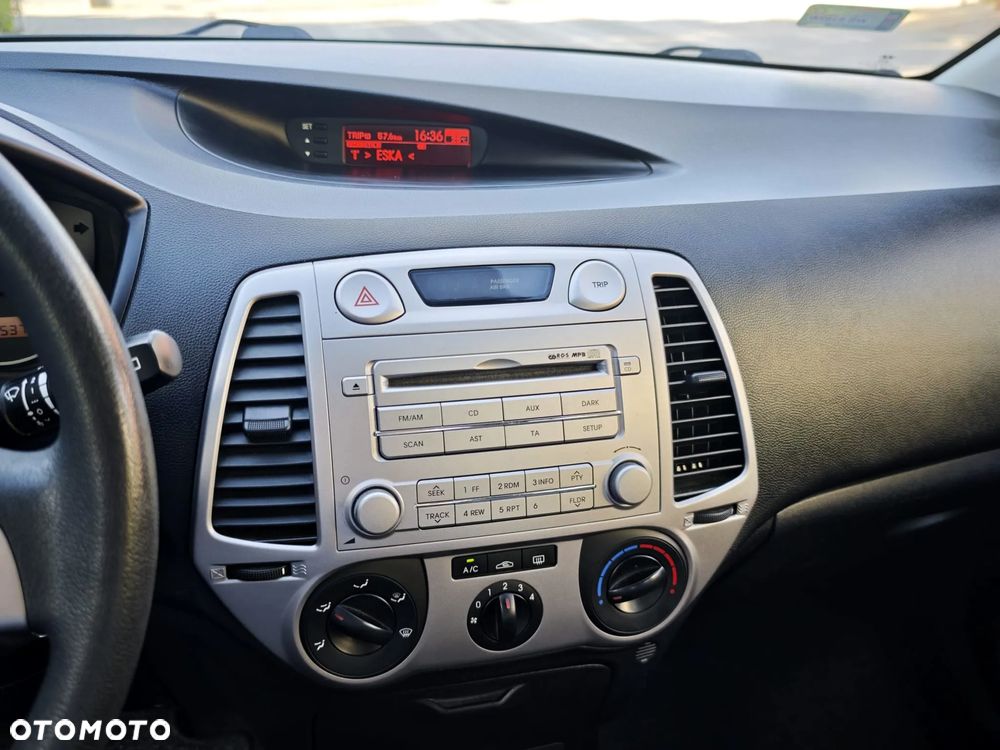 Hyundai i20 1.2 Edition Plus - 8