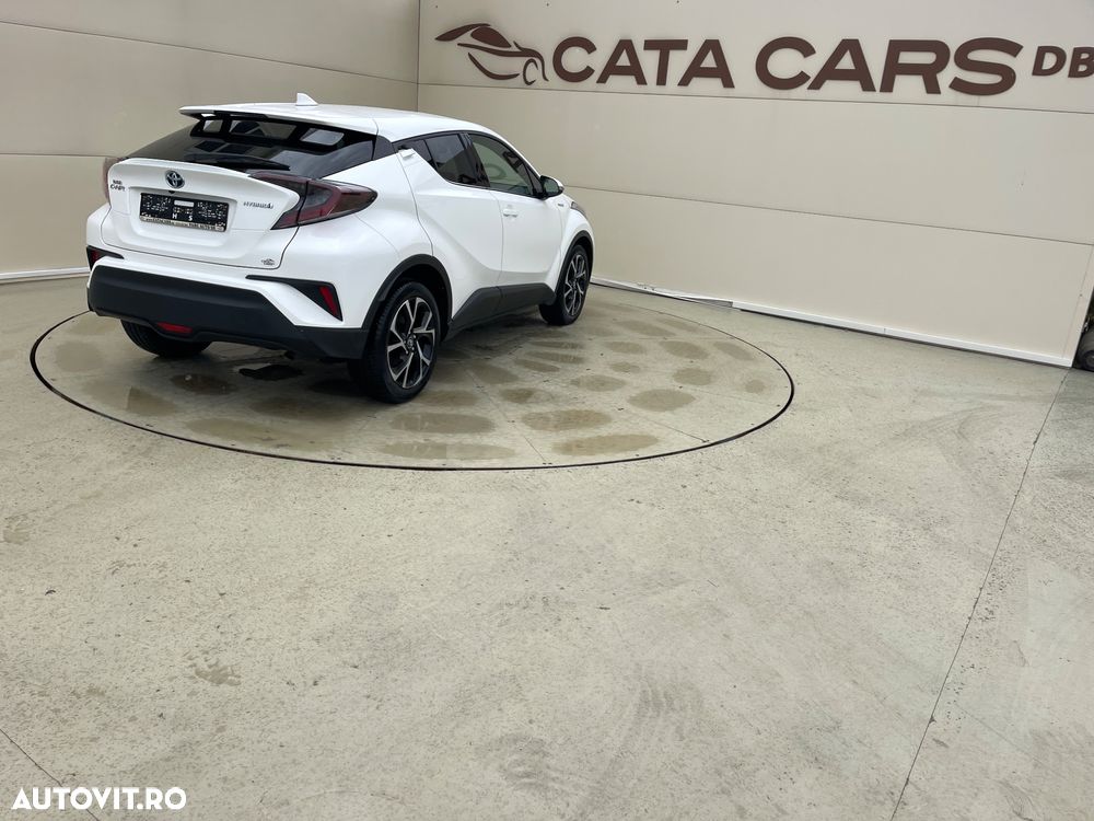 Toyota C-HR Hybrid Club - 14