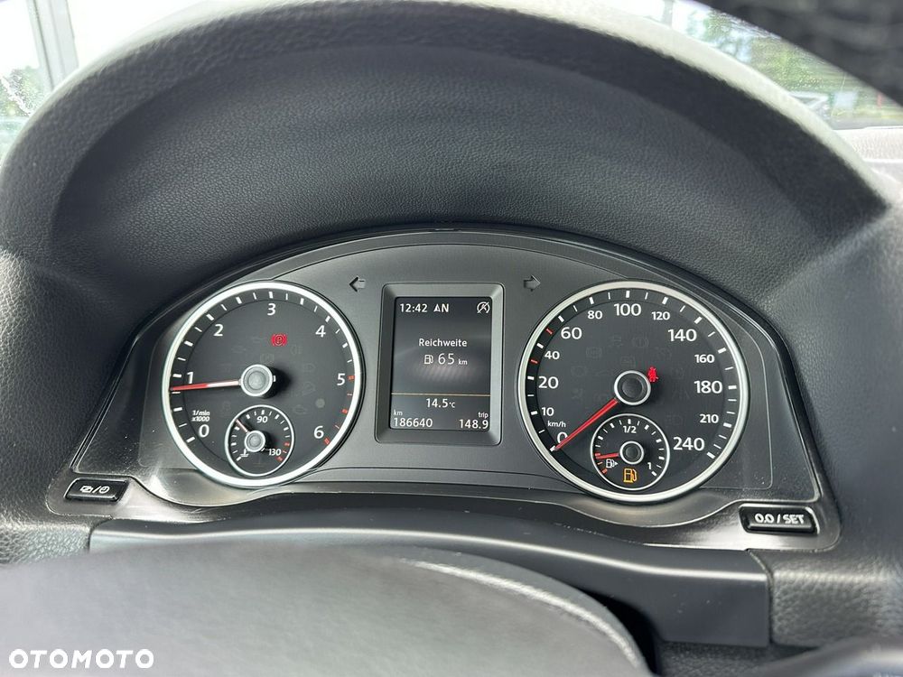 Volkswagen Tiguan 2.0 TDI DPF BlueMotion Technology Sport & Style - 17