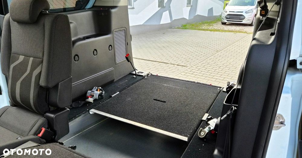 Ford Transit Connect - 31