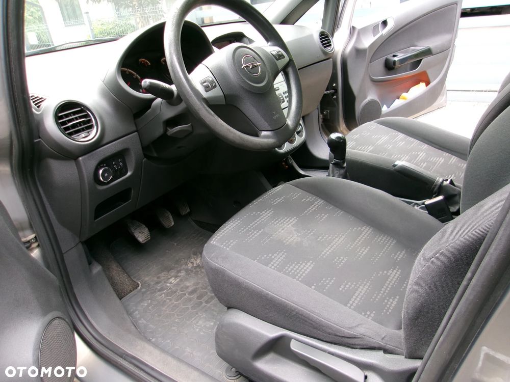 Opel Corsa - 6