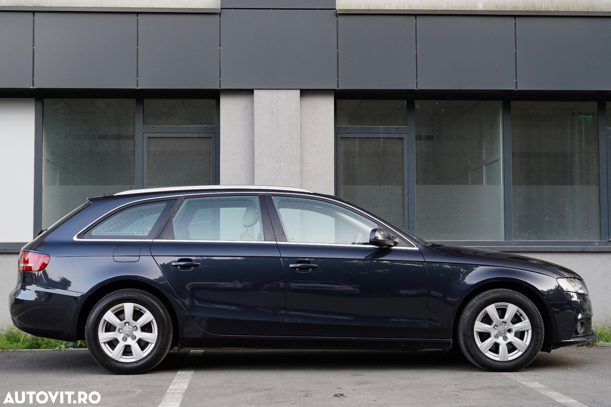 Audi A4 2.0 TDI Avant - 13