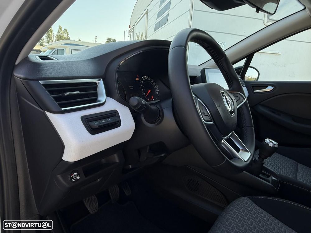 Renault Clio 1.0 TCe Evolution Bi-Fuel - 26