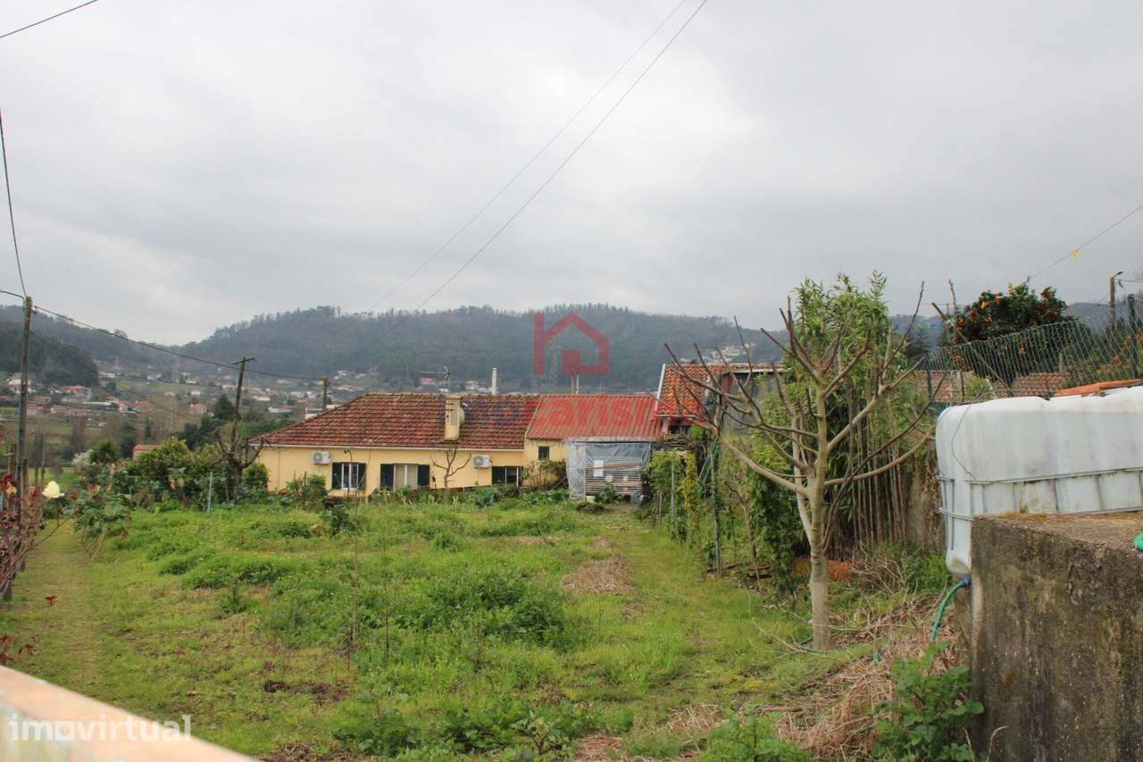 Terreno para construção com 650m² em São Martinho do Campo, Santo Tirs - Grande imagem: 2/8