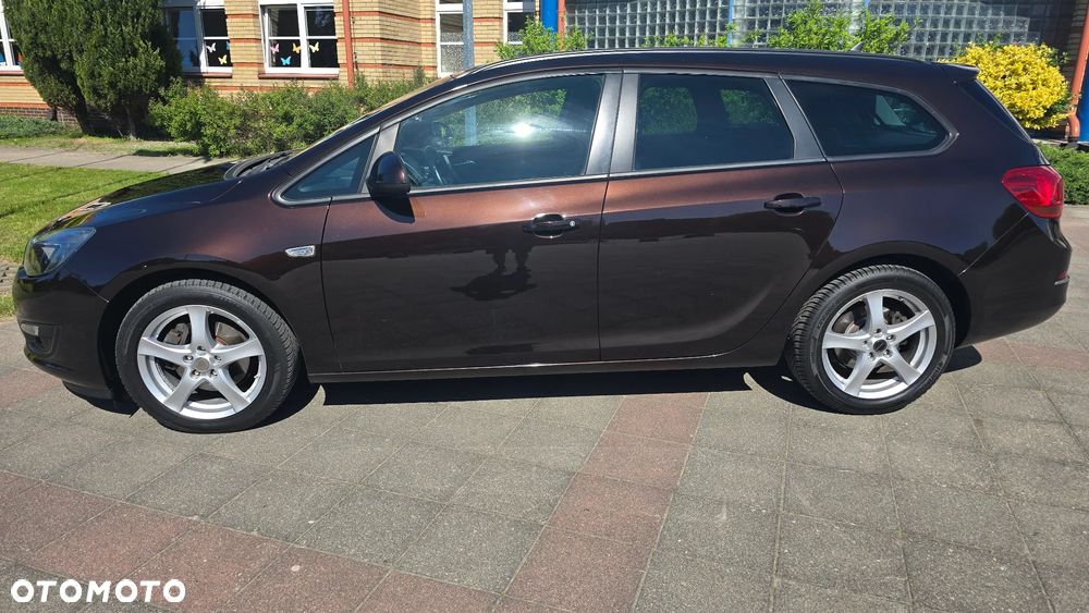 Opel Astra - 2