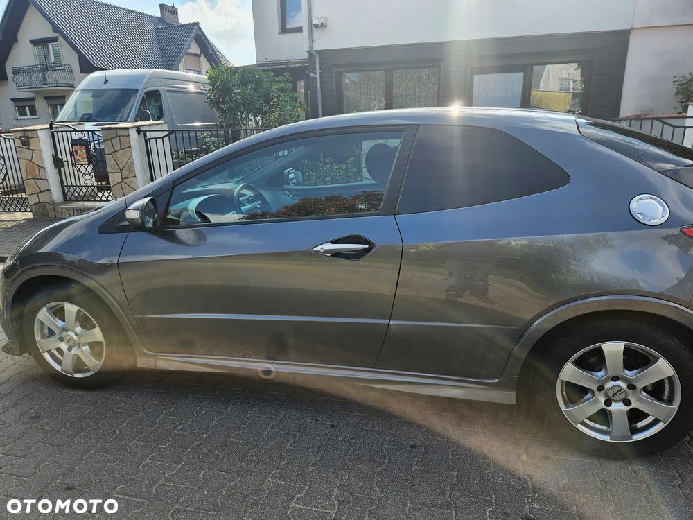 Honda Civic - 8