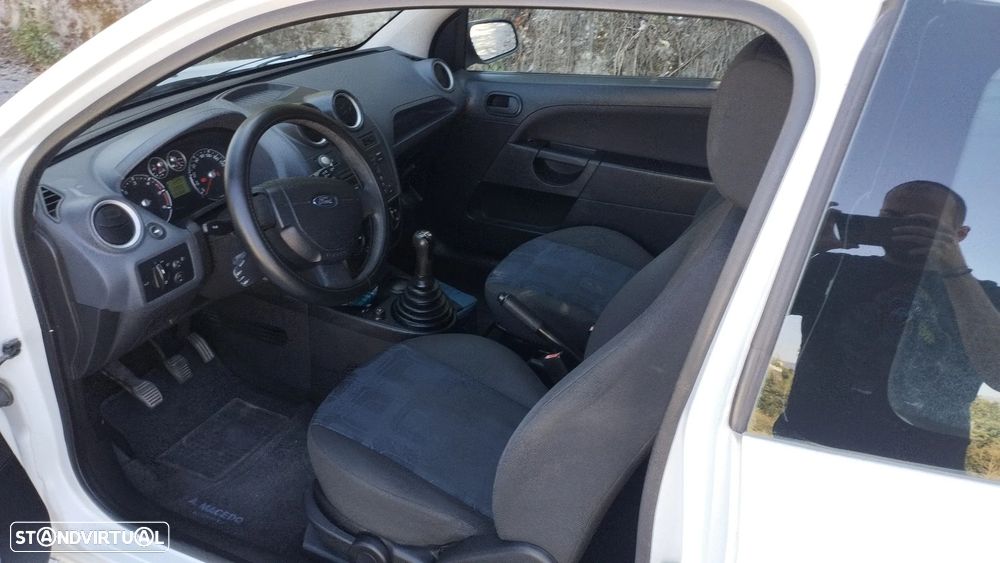 Ford Fiesta 1.4 TDCi Connection - 5