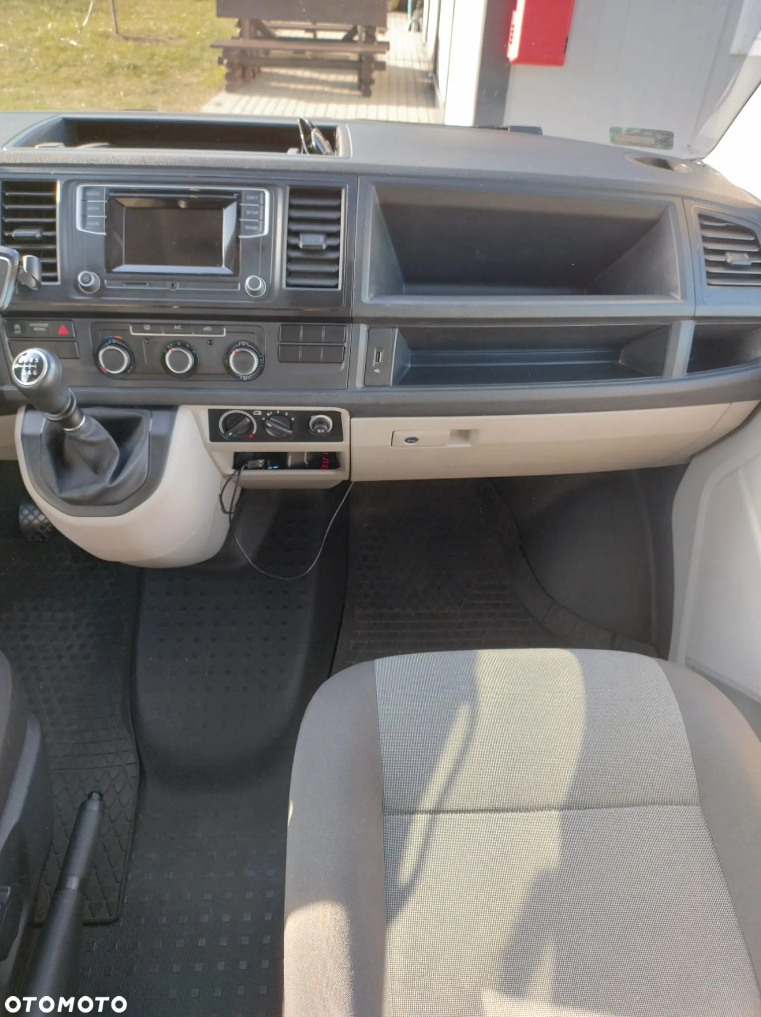 Volkswagen Transporter - 10