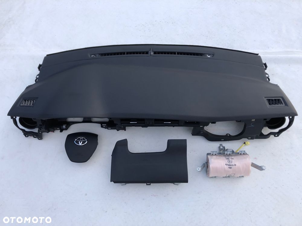TOYOTA AURIS II 2 COROLLA E16 DESKA KONSOLA KOKPIT PULPIT PÓŁKA PARAPET AIRBAG PASY PAS Mix - 2