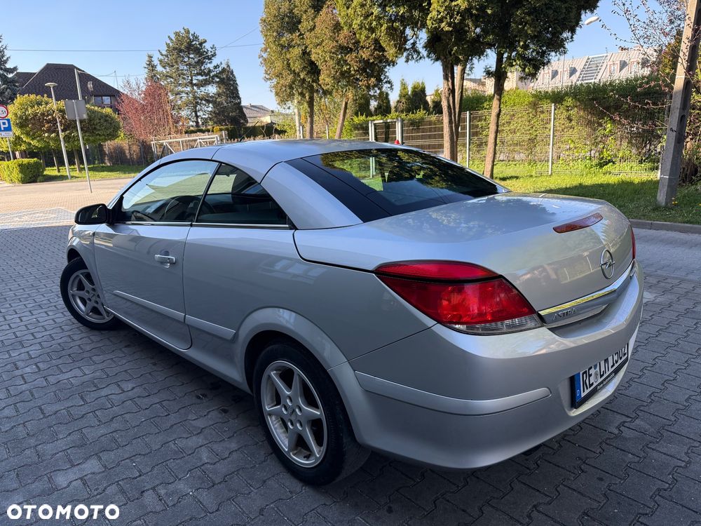 Opel Astra 1.6 Catch me - 22