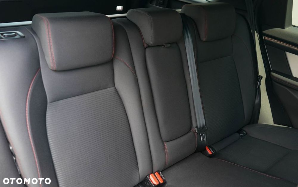 Land Rover Discovery Sport - 36