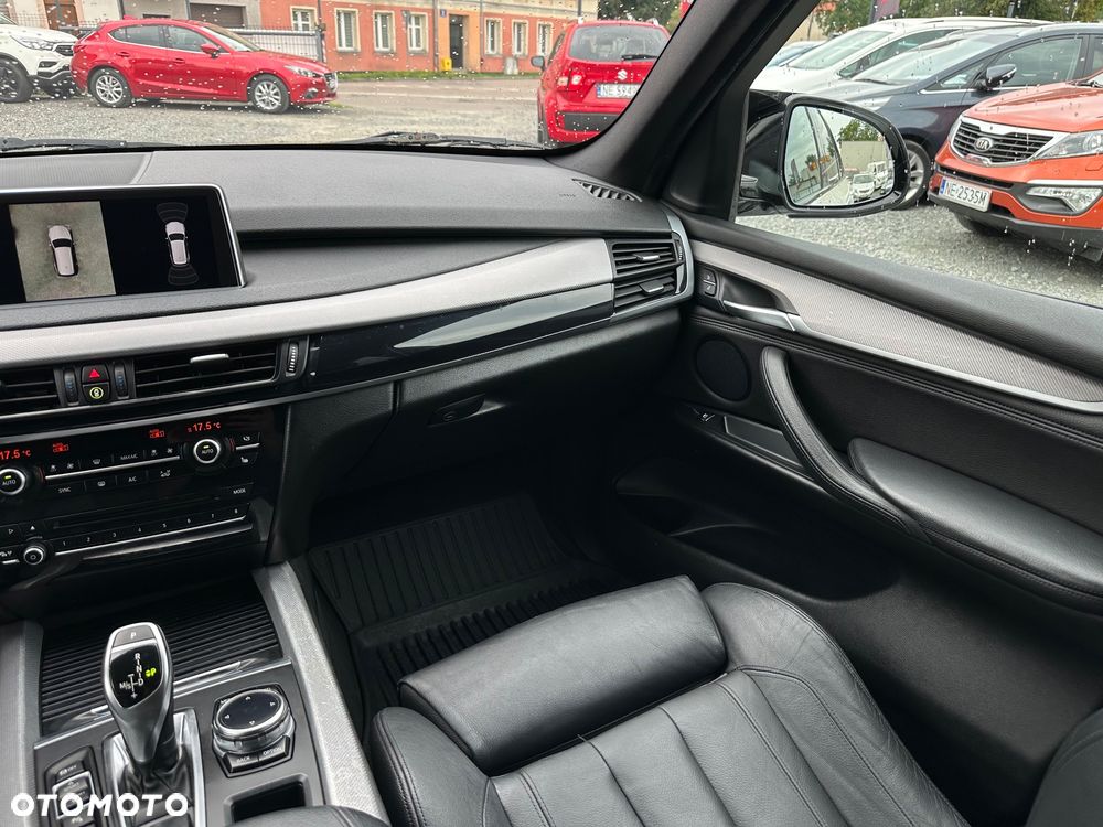 BMW X5 xDrive25d - 34