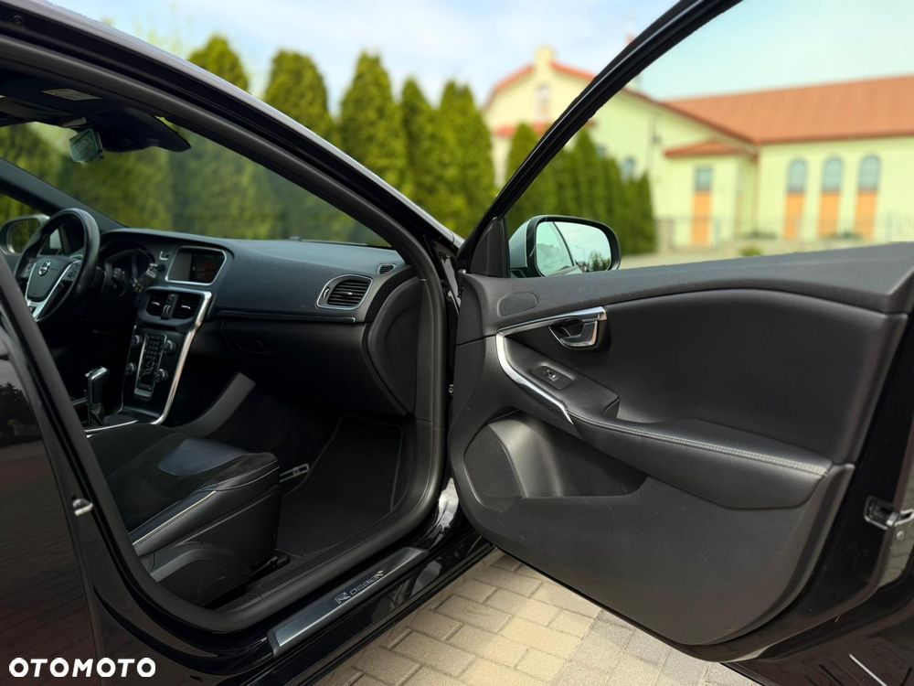 Volvo V40 D2 RDesign - 21