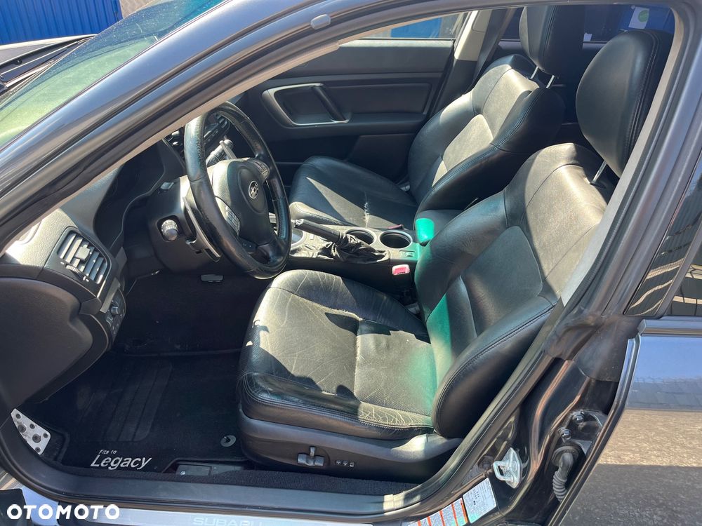 Subaru Legacy 3.0 H6 Spec B - 7