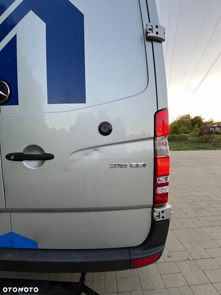 Mercedes-Benz SPRINTER - 22