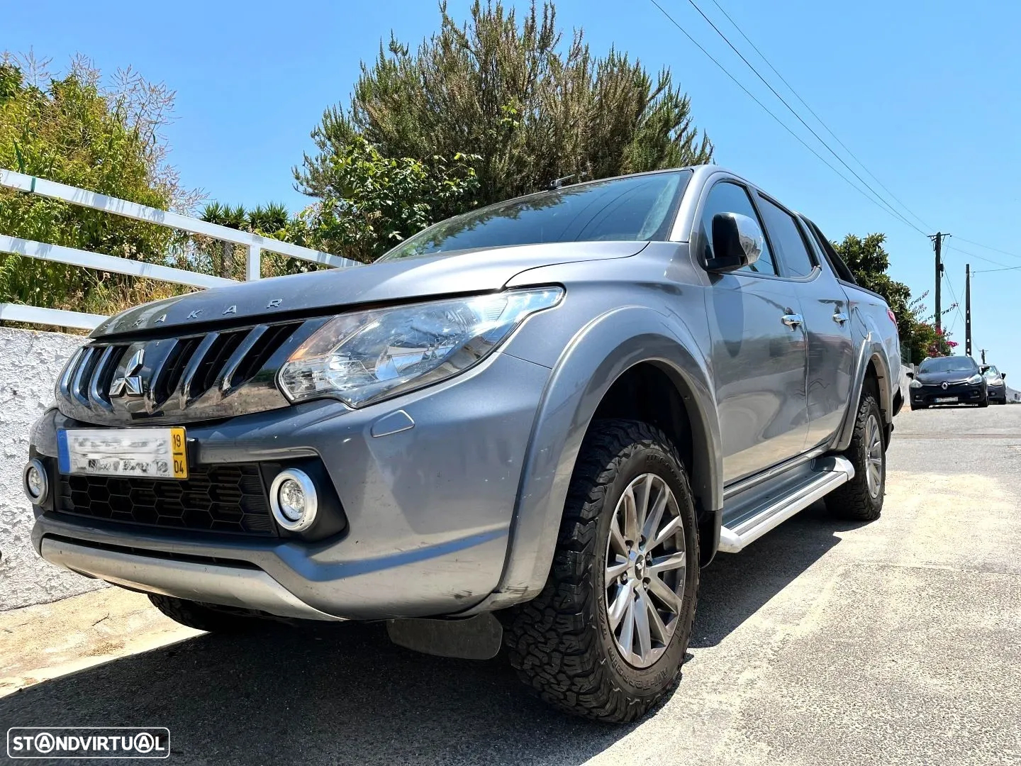 Mitsubishi L200 2.4 DI-D CD Intense Strakar 4WD - 3