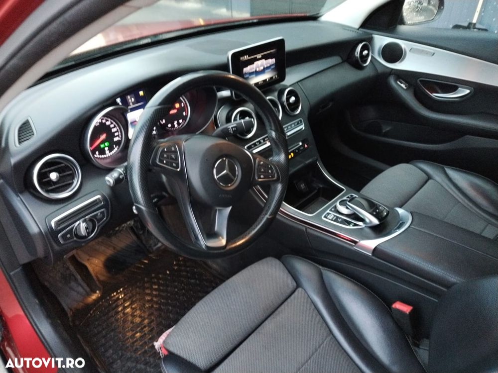 Mercedes-Benz C - 16