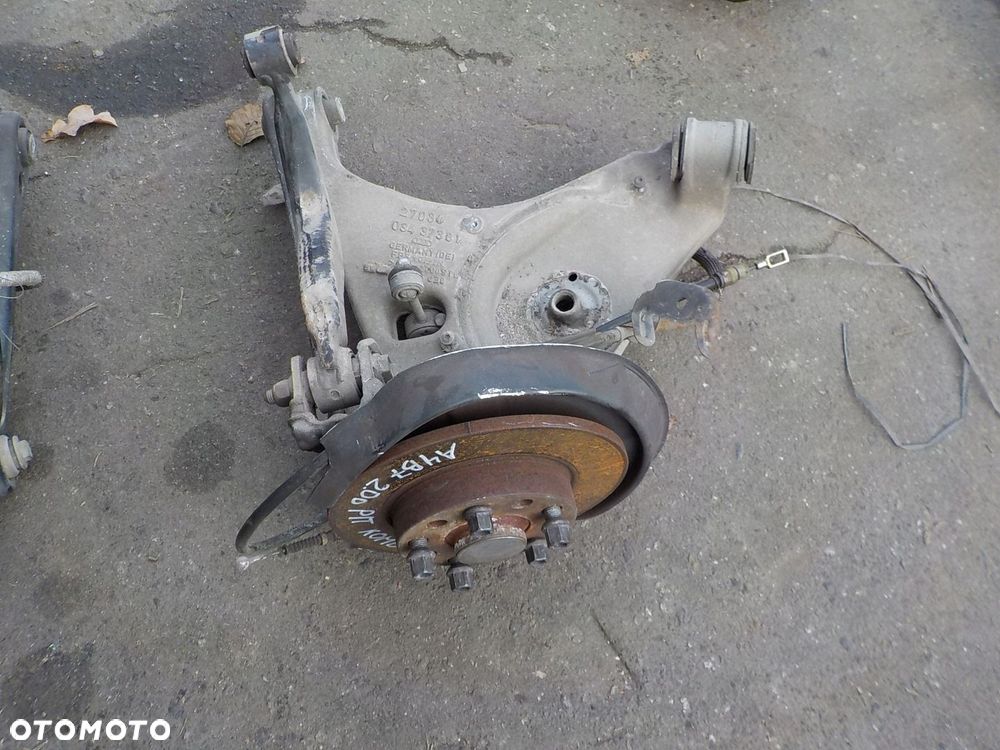 zwrotnica wahacz prawy tył audi a4 b7 kombi 2005r - 1