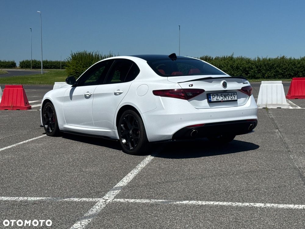 Alfa Romeo Giulia 2.0 Turbo TI Q4 - 3