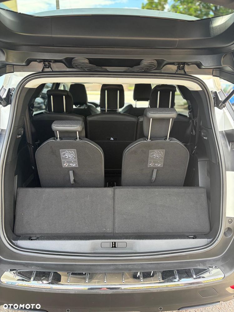 Peugeot 5008 - 32