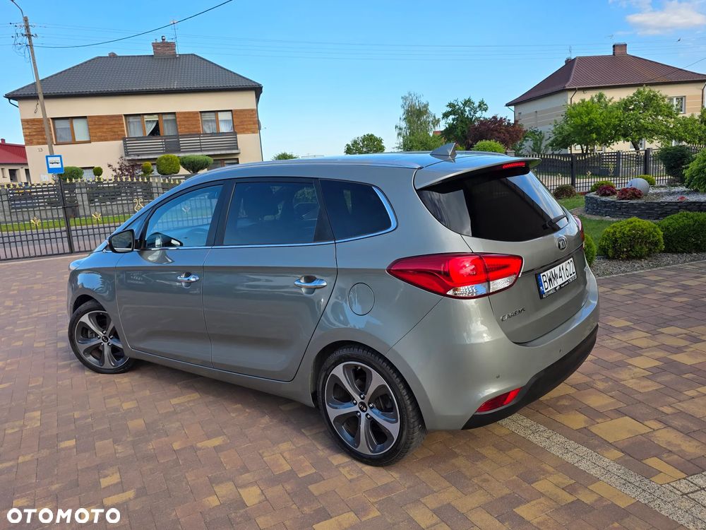 Kia Carens 1.7 CRDi Business Line 7os 7DCT - 4