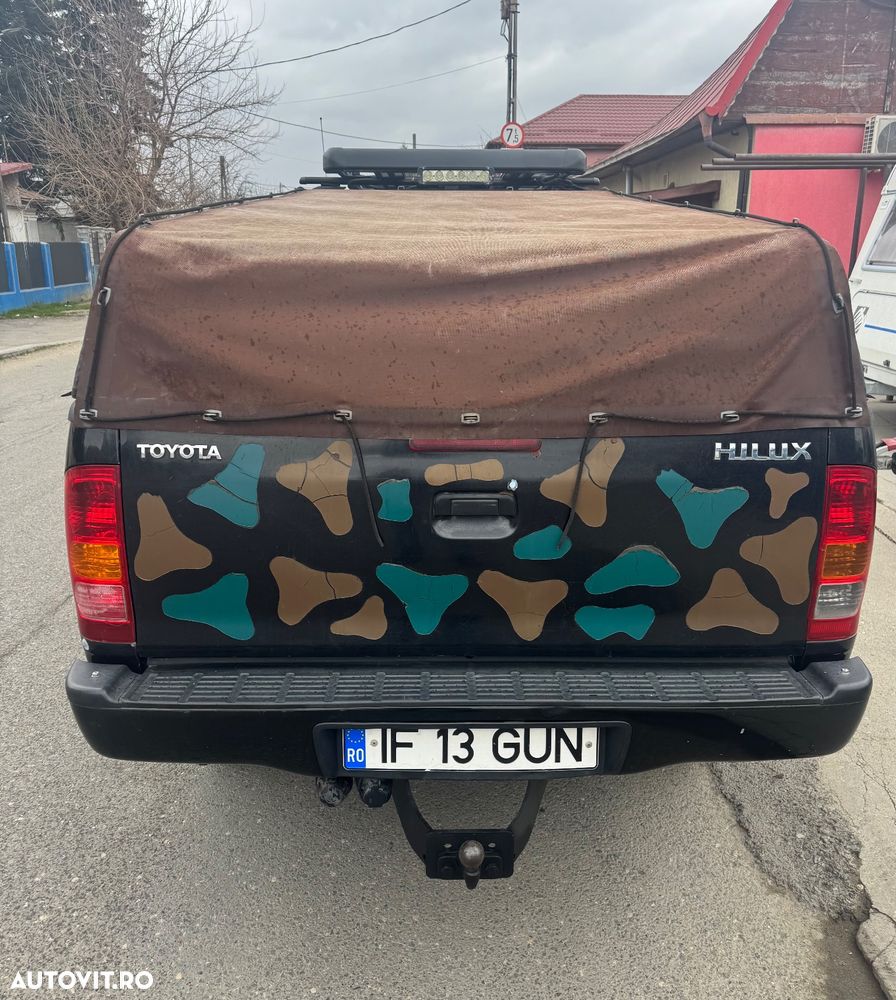 Toyota Hilux 4x4 Double Cab - 10