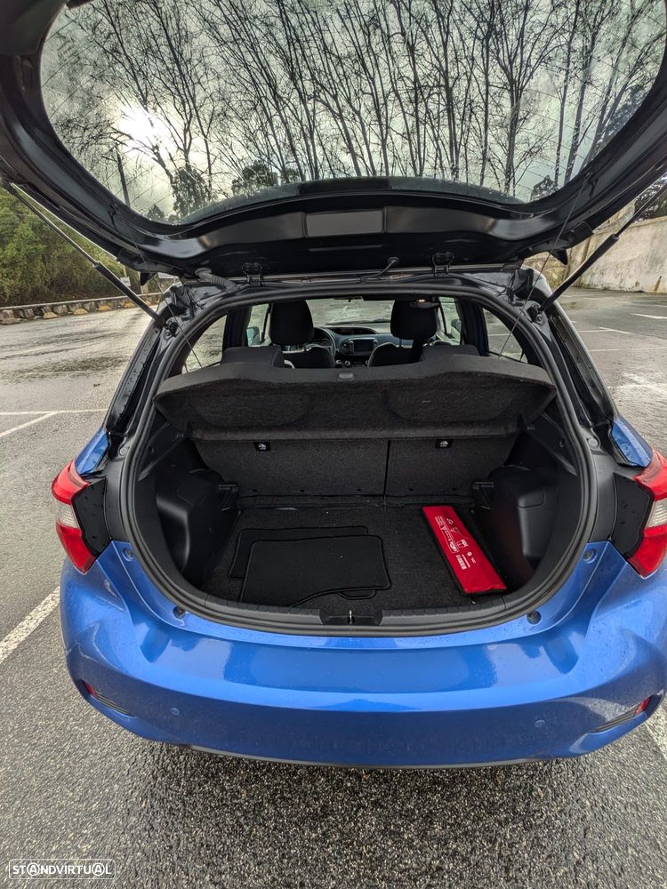 Toyota Yaris 1.5 HSD Square Collec.Blue - 9
