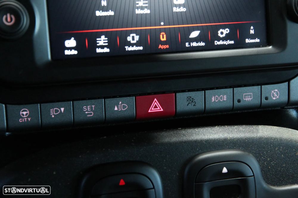 Fiat Panda 1.0 Hybrid Cross - 17