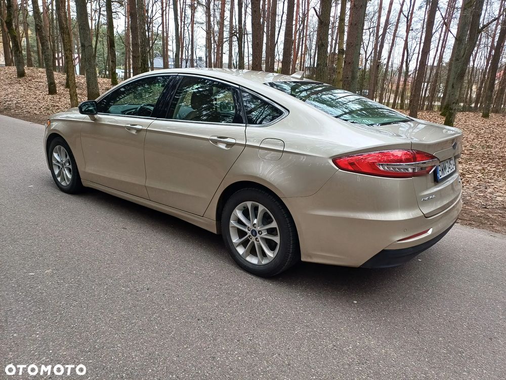 Ford Mondeo - 4