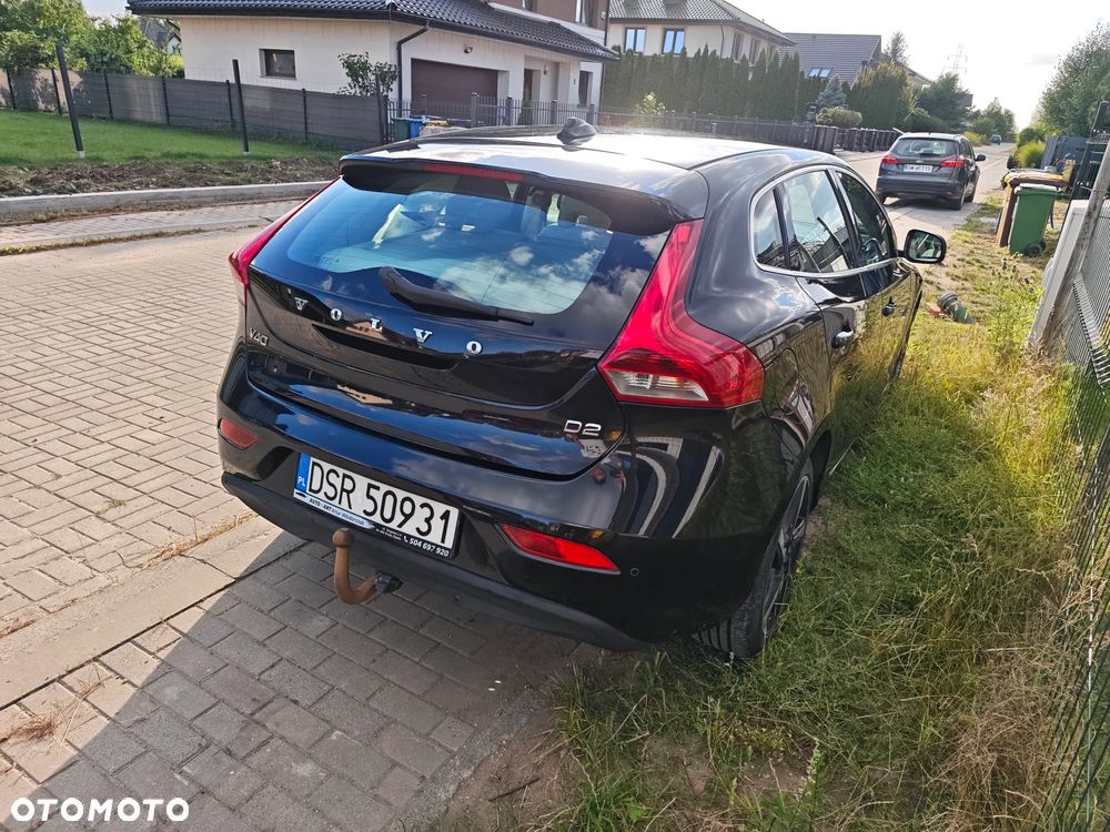 Volvo V40 D2 Momentum - 24