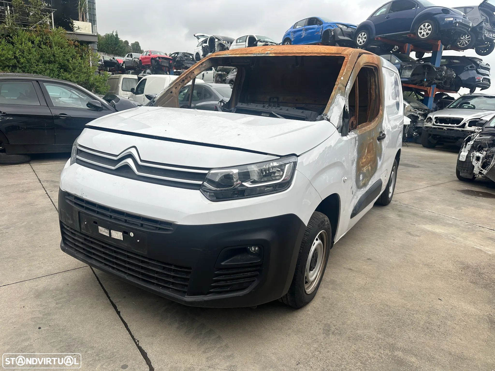 CITROEN BERLINGO 1.5 HDI DE 2023 EM CENTRO DE ABATE (FIM DE VIDA) - 1