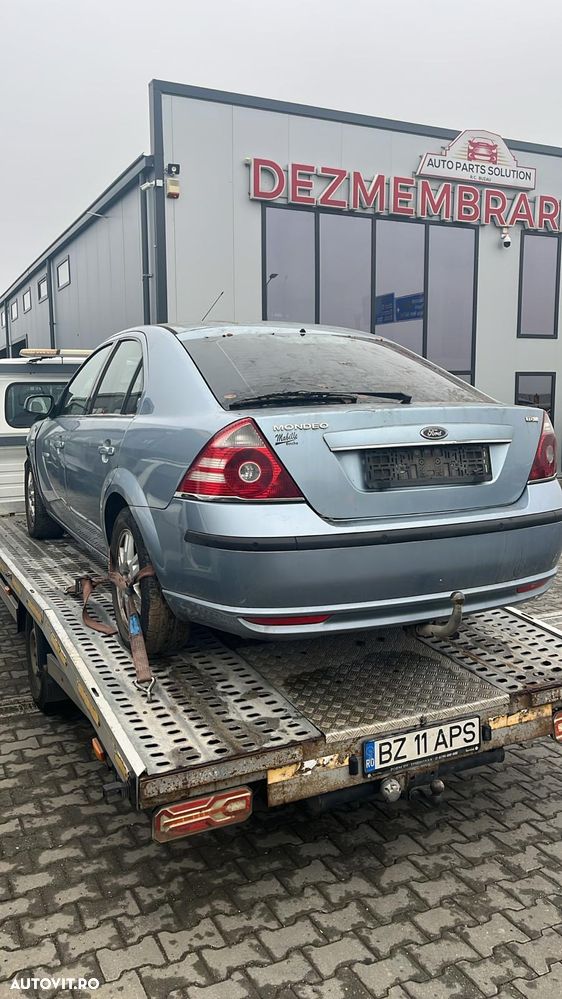 Dezmembram Ford Mondeo 3 2.0 diesel din 2006