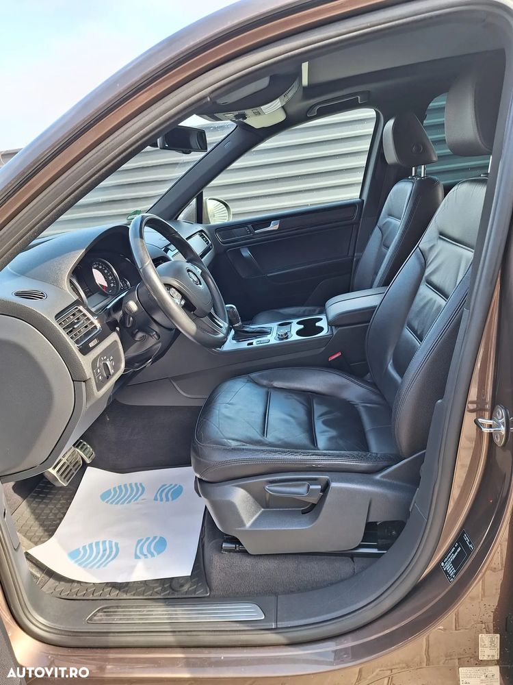 Volkswagen Touareg - 29