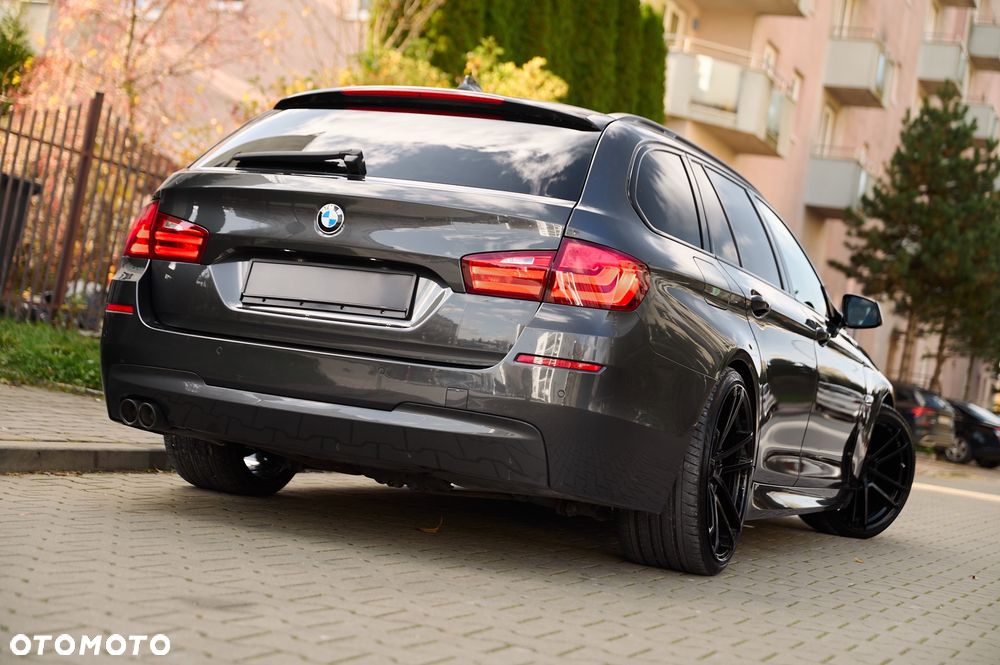 BMW Seria 5 520d Touring - 22