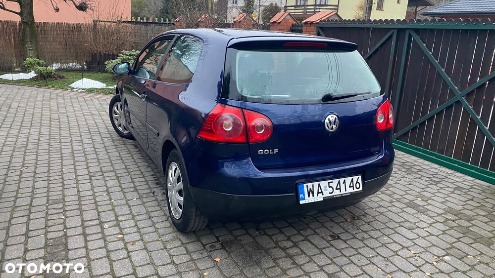 Volkswagen Golf - 10