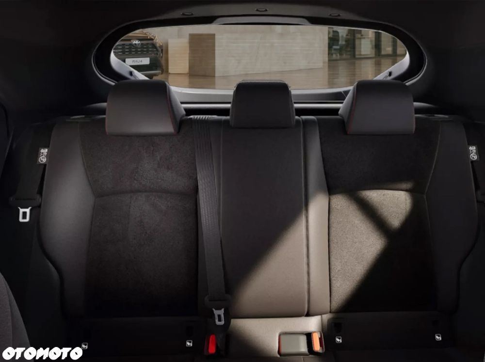 Toyota C-HR 1.8 Hybrid GR Sport - 12