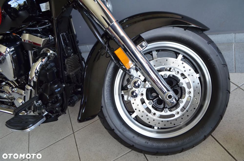 Yamaha Road Star - 10