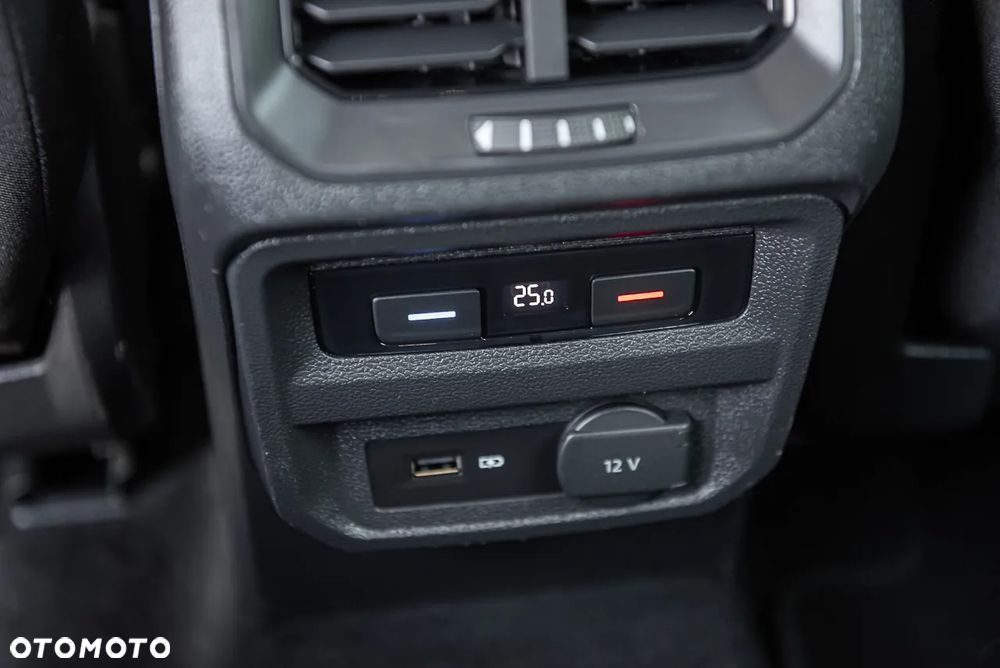 Volkswagen Tiguan 2.0 TSI BMT 4Mot Highline DSG - 32