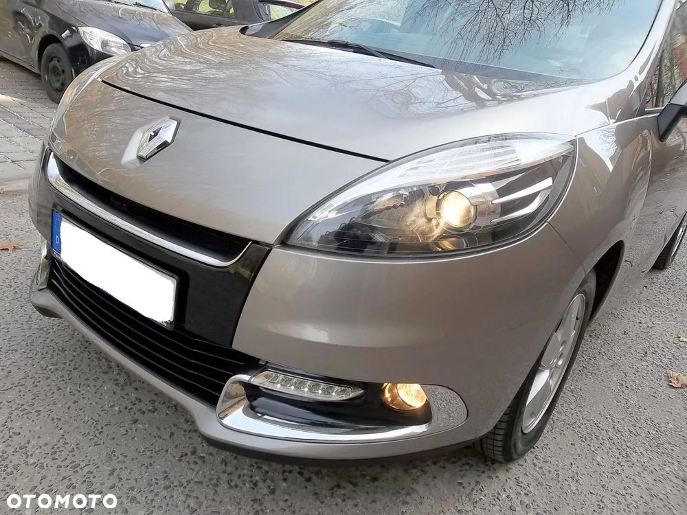 Renault Scenic 1.6 16V 110 LIMITED - 25