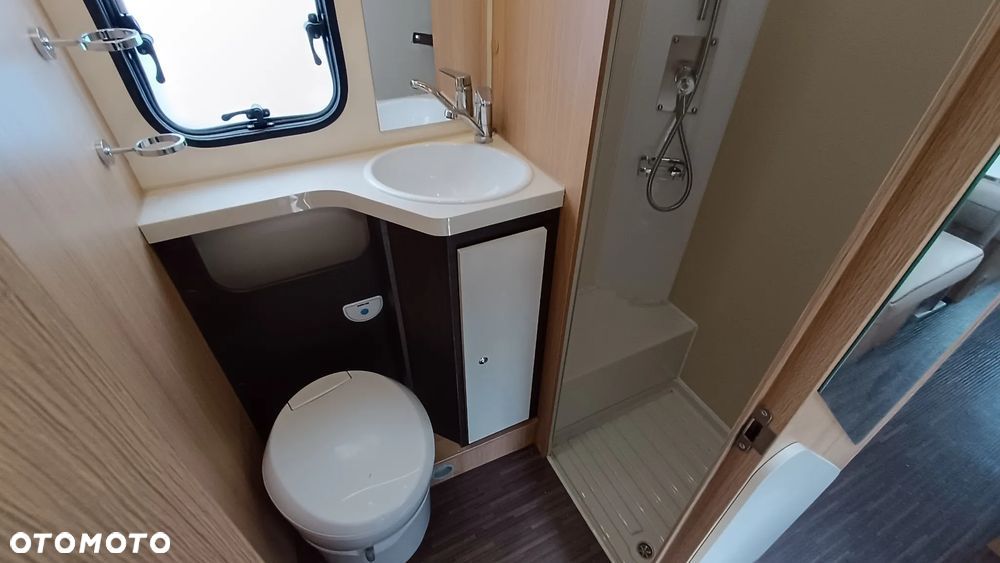 McLOUIS Model: Glamys 222 Wersja: Ducato 2.3 Mjet 35 L - 19