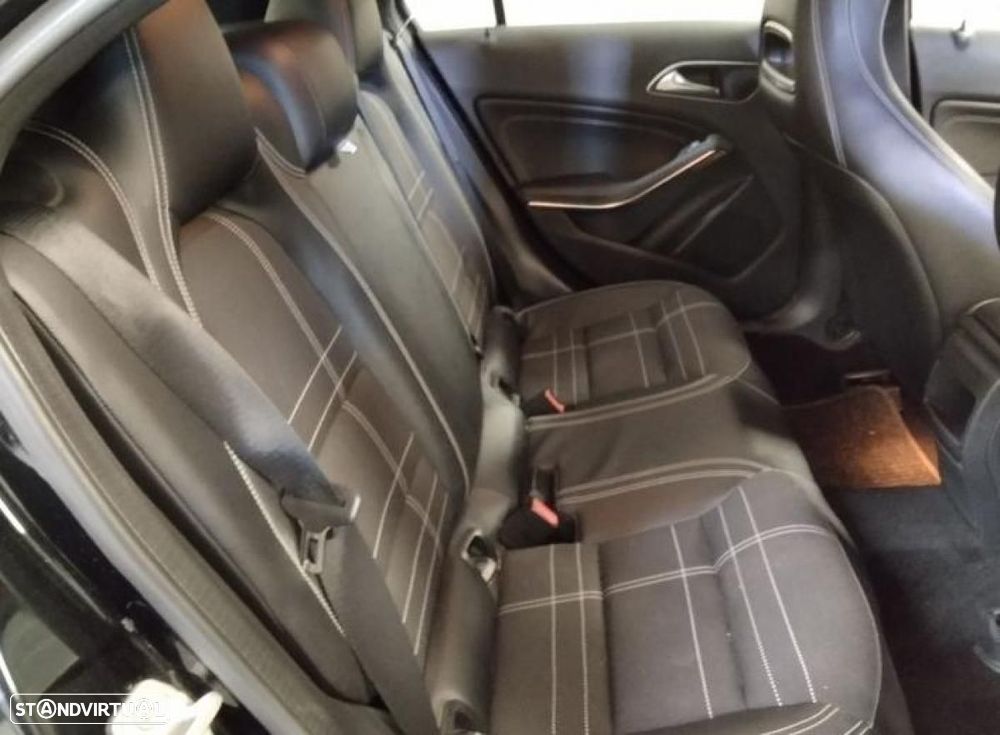 Mercedes-Benz A 180 d Fleet Pack Style - 4