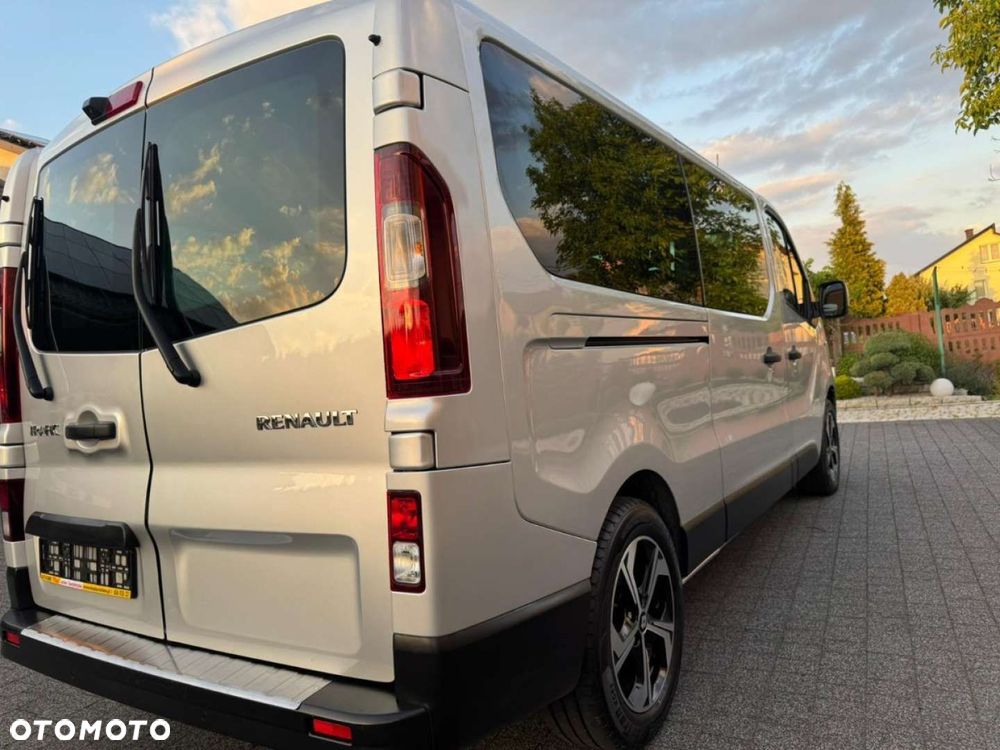 Renault Trafic - 16