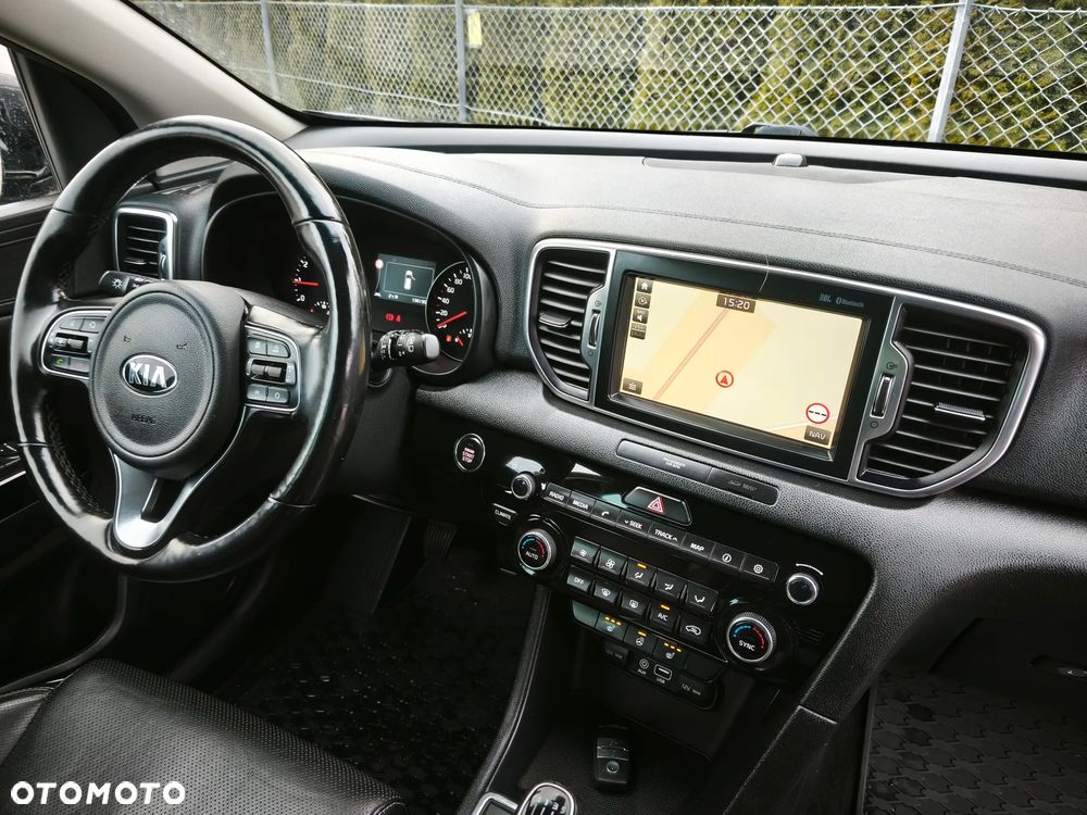 Kia Sportage 1.6 GDI 2WD DREAM-TEAM EDITION - 29