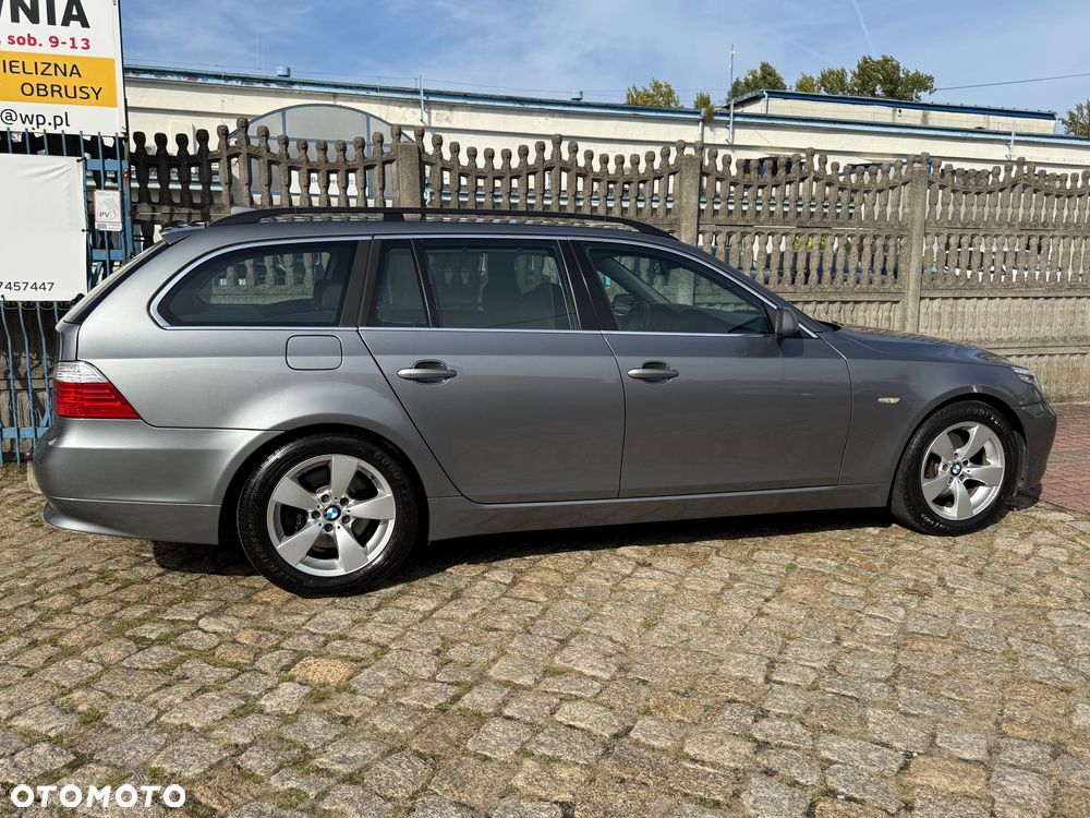BMW Seria 5 525d - 10