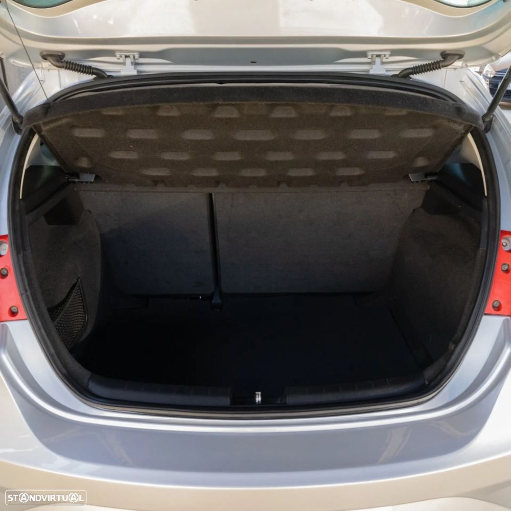 SEAT Leon 1.6 TDI Ecomotive Style - 8